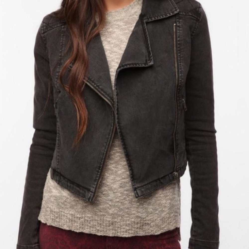 Silence + Noise Cropped Denim Jacket